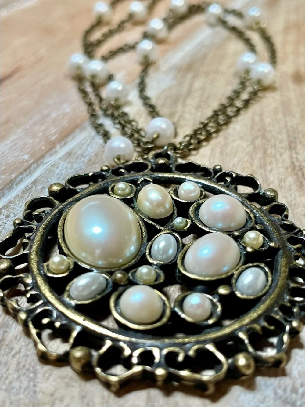 Antique Gold-Tone Pearl Cluster Pendant Necklace - Women Jewelry